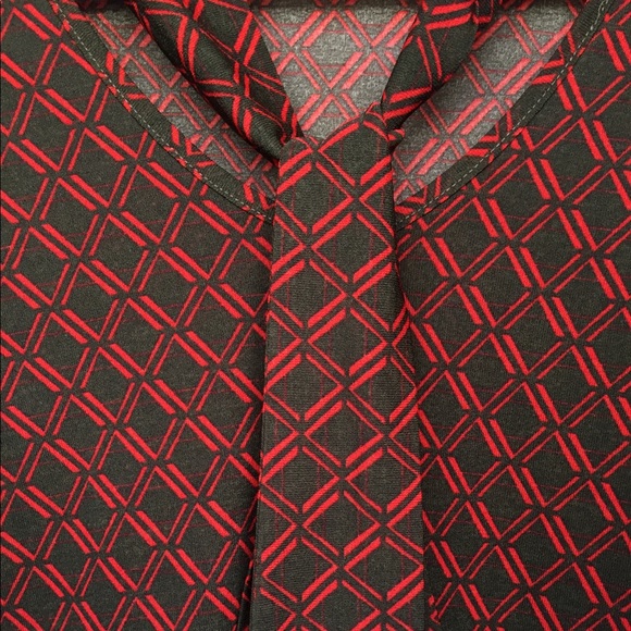 Tee from Axara Paris - Picture 4 of 6